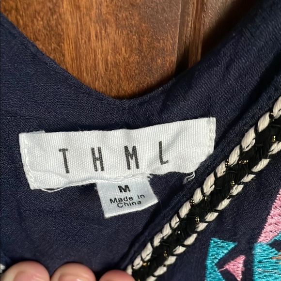 Embroidered THML Dress from The RED DRESS BOUTIQUE size M - Picture 4 of 5